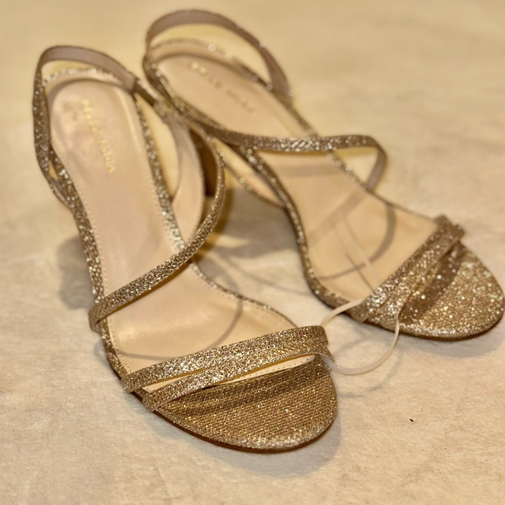 Pelle Moda gliteru sparkly hills size 10